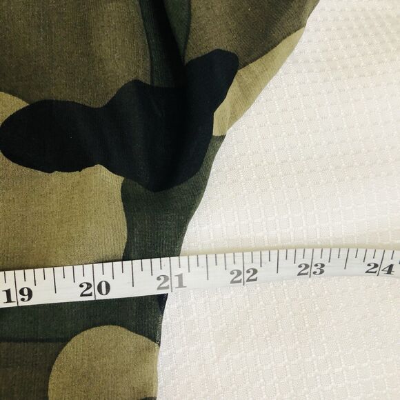 Miss Moda Camo Skull Women’s Size Medium Top - Picture 7 of 8